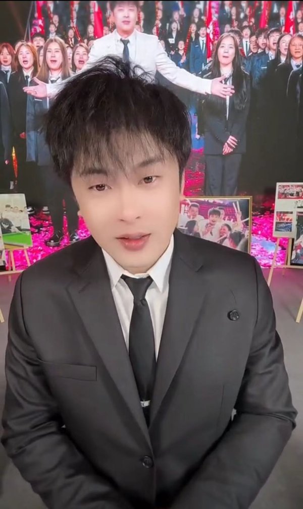 拿柜配资 时代浪潮下的“孤勇者”：回首辛巴的创业江湖路